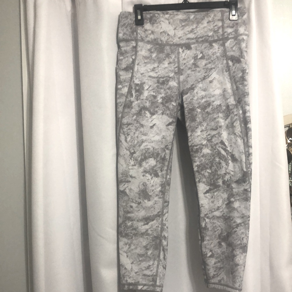 Lulu lemon leggings grey size 10 New no tag